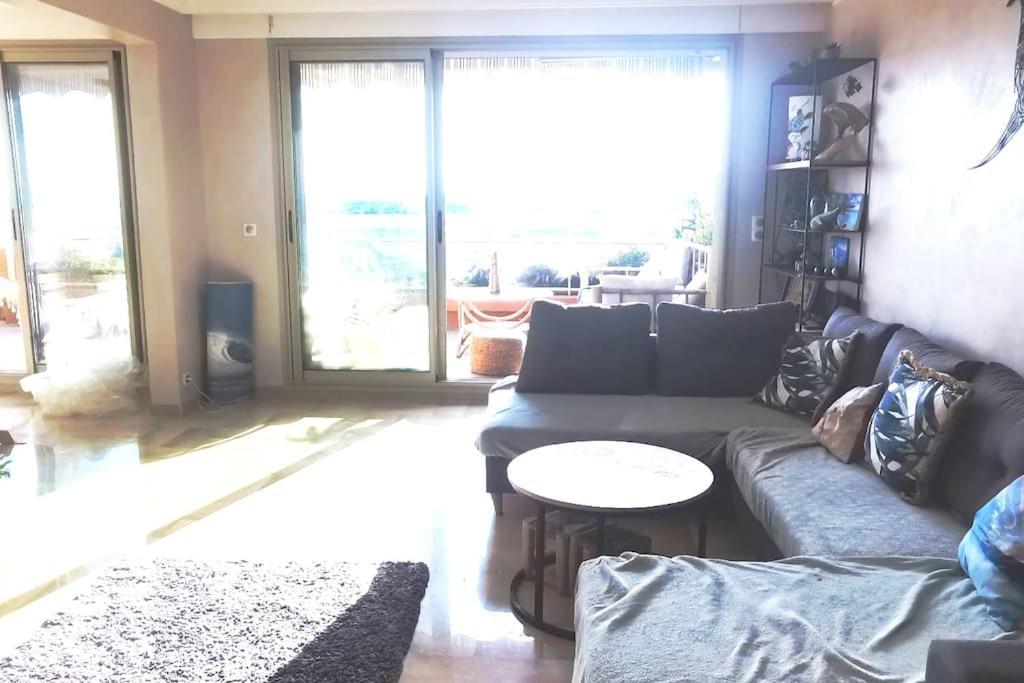 Appartement Nice Centre Vue Mer Avec Piscine Pour Famille, Couple D'Amis Pas De Groupes De Jeunes Autorises المظهر الخارجي الصورة