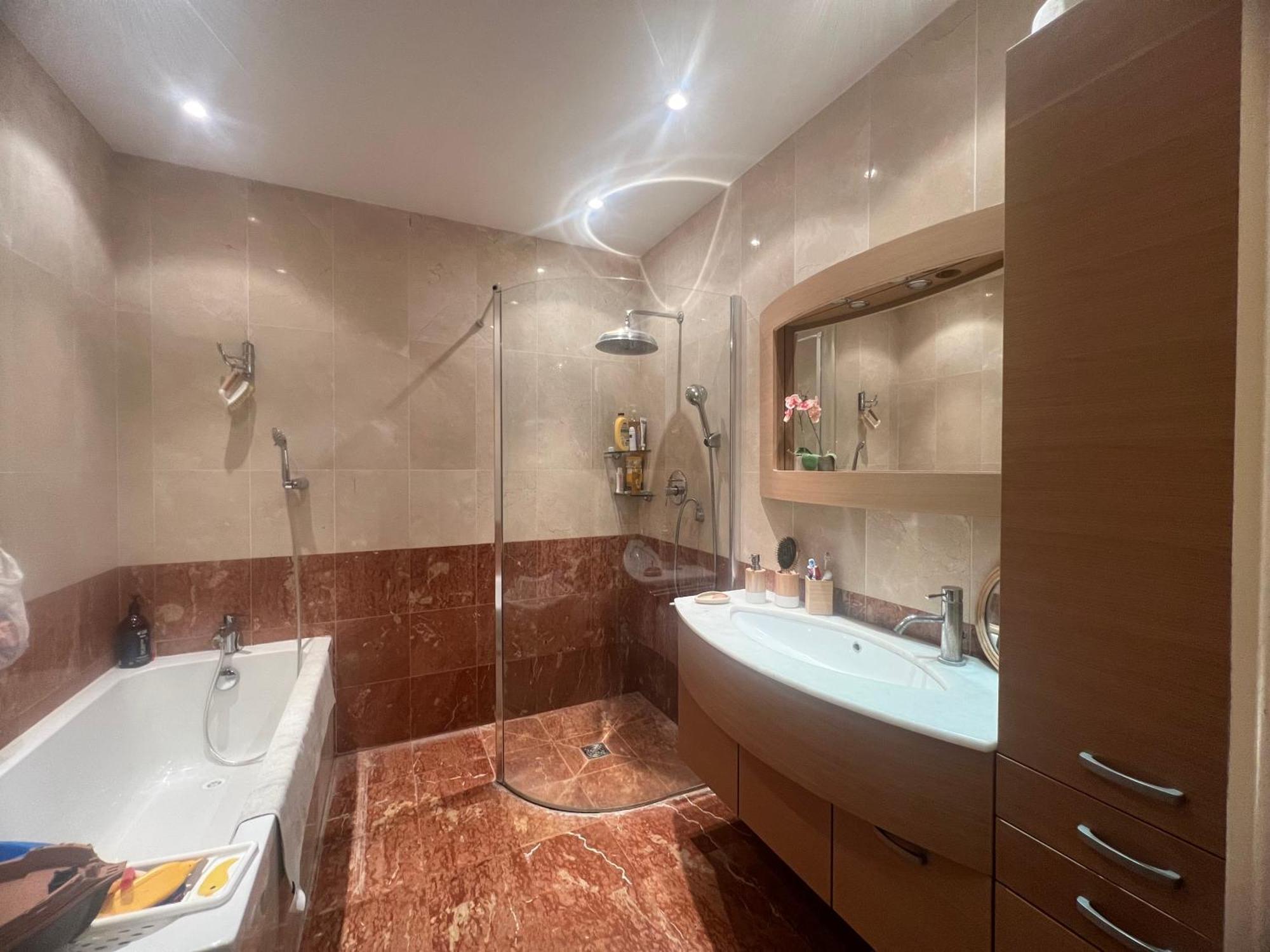 Appartement Nice Centre Vue Mer Avec Piscine Pour Famille, Couple D'Amis Pas De Groupes De Jeunes Autorises المظهر الخارجي الصورة